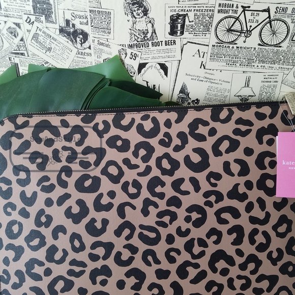 Kate Spade NWT staci graphic leopard l-zip universal laptop sleeve up to 15" - Picture 8 of 13